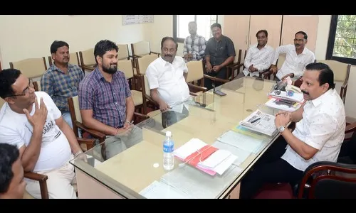 समस्या सोडविण्याचे पुन्हा आश्वासनच