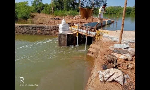 कुंडईत मानशीच्या पाण्यामुळे 80 शेतकऱयांवर संकट