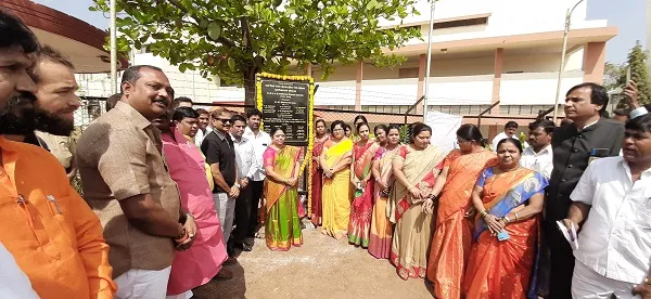 इंदिरा गांधी स्टेडियमला आंतरराष्ट्रीय दर्जा प्राप्त करून देणार