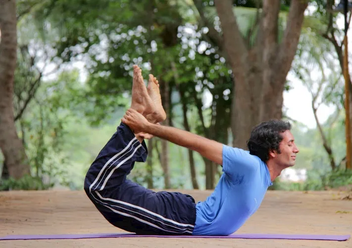 धनुरासनाचे फायदे