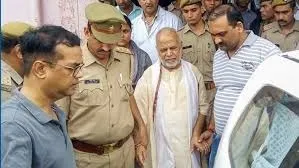 स्वामी चिन्मयानंद यांना इलाहाबाद हायकोर्टाकडून जामीन