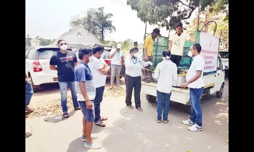 मंत्री मायकल लोबो यांच्याकडून दीड हजार मजुरांच्या जेवण्याची व्यवस्था