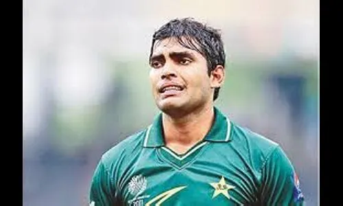 उमर अकमलवर तीन वर्षांची बंदी