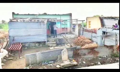 पतीकडून पत्नीचा तीक्ष्ण हत्याराने खून