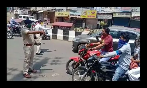 लॉक डाऊन चे उल्लंघन