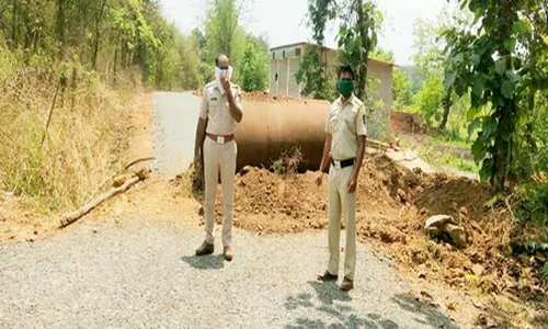 पोलिसांनी चोरवाटा केल्या बंद