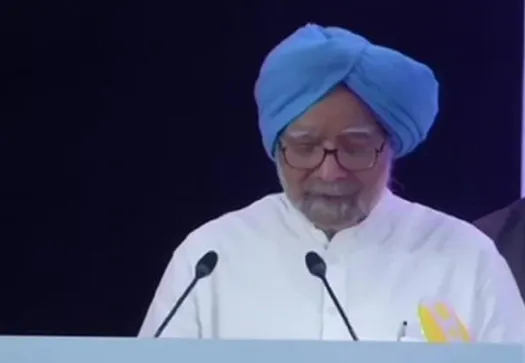 कर्मचाऱ्यांच्या महागाई भत्त्यावर बंदी घालण्याची गरज नव्हती : मनमोहन सिंग