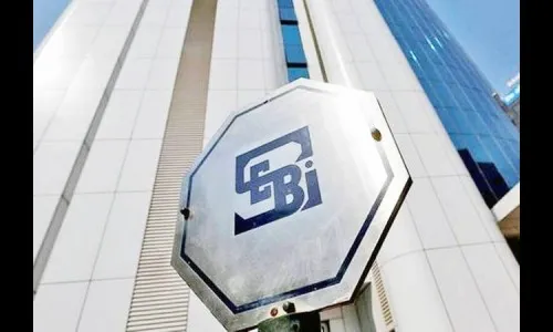 एचडीएफसी मूच्युअलने 4.2 कोटी सेबीला केले जमा