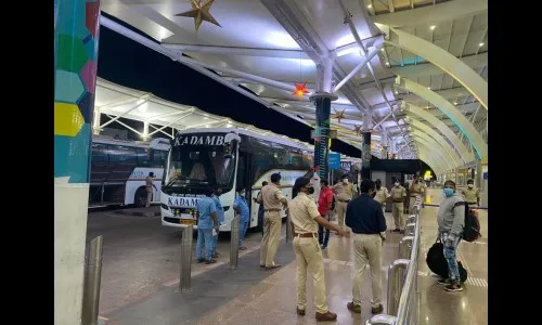 गोवा, महाराष्ट्रातील खलाशी दाखल