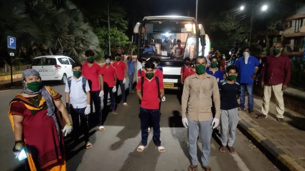 जवाहर नवोदयची ‘ती’ मुले दिल्लीस रवाना