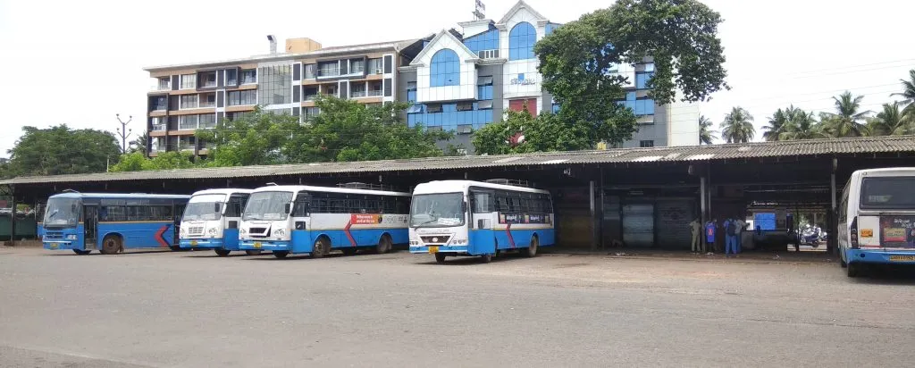 खाजगी बसेस रस्त्यावर आल्याच नाही…