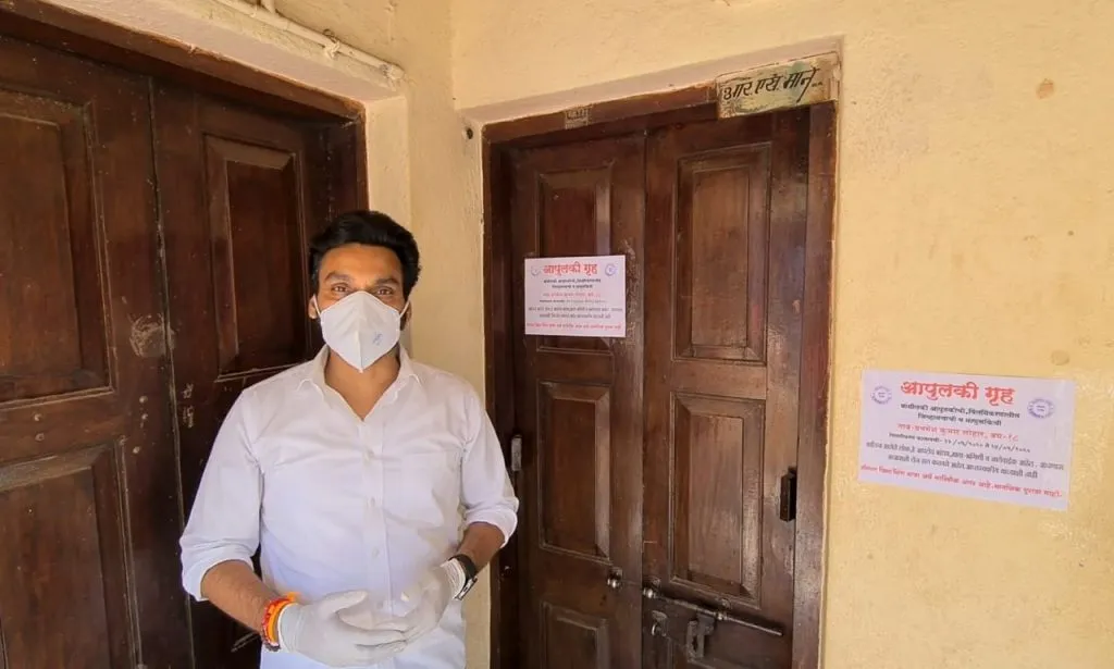 होम क्वारंटाईनसाठी शिवसेना खासदारांनी दिलं चक्क स्वतःचं घर