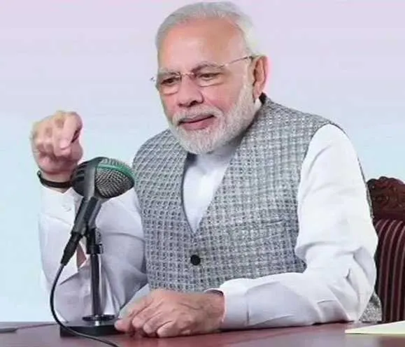 लॉकडाऊनचे निर्बंध कमी होत आहेत; आता ‘दो गज दूरी’ गरजेची