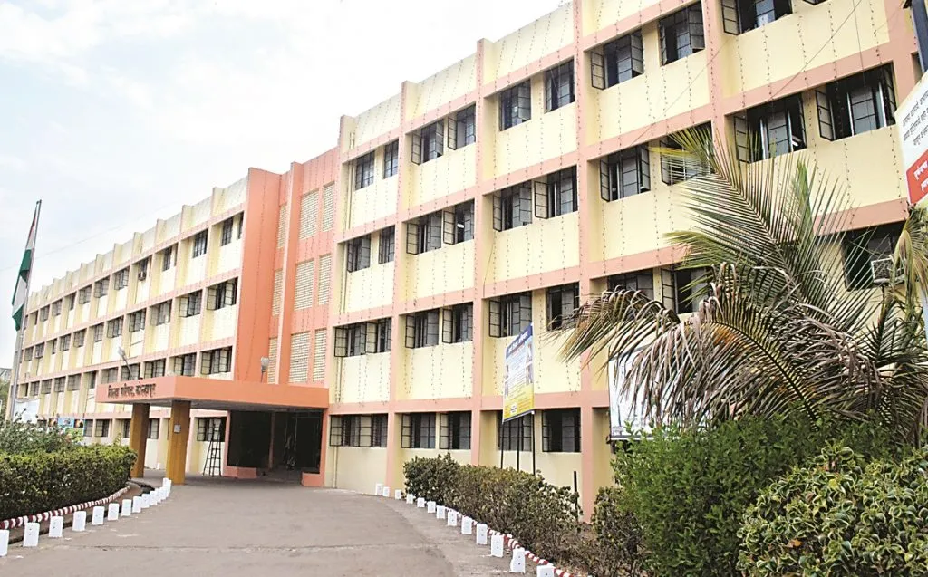 जिल्हा परिषदेची कोटय़वधीची कामे रखडणार !