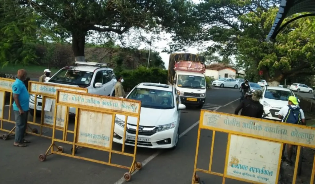 बंदी असतानाही पन्हाळ्यावर पर्यटकांची घुसखोरी