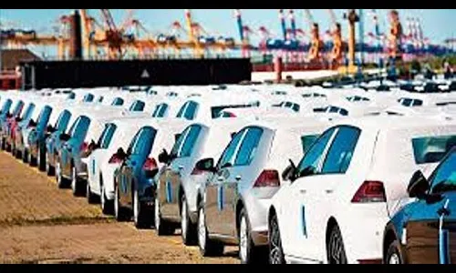 लॉकडाऊनमुळे वाहन निर्यात 73 टक्क्मयांनी घसरली