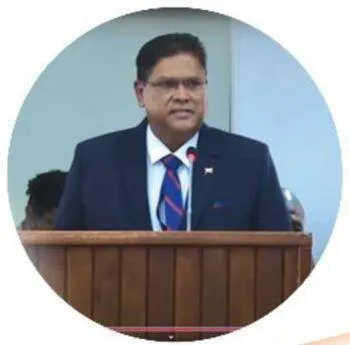 सुरीनामच्या राष्ट्रपतींनी वेदमंत्राचा उच्चार करत घेतली शपथ