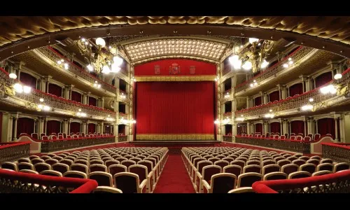 सिनेमागृहे, व्यायामशाळा सुरू करण्याचा विचार