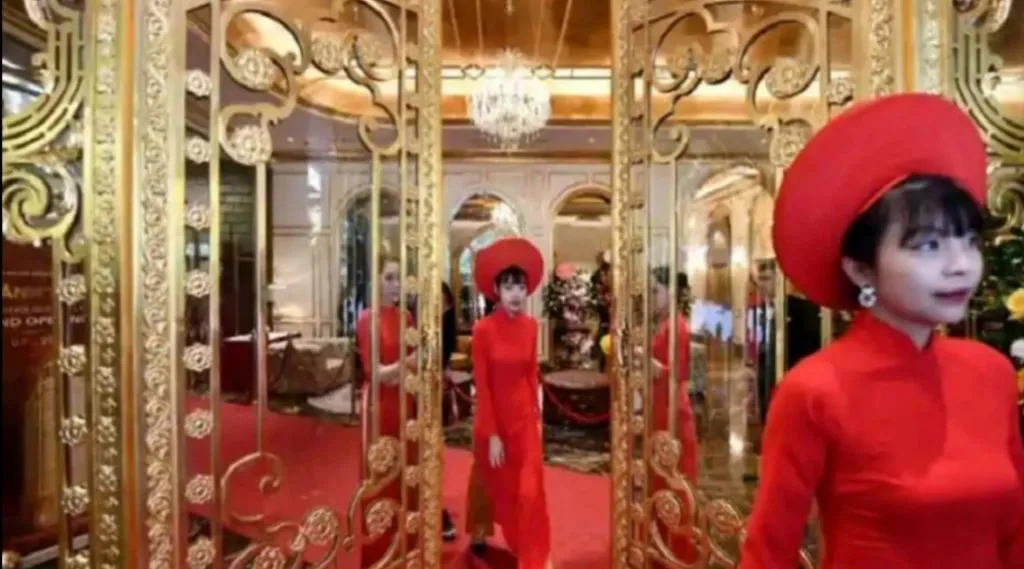 हनोई येथे सुरू झाले जगातील पहिले गोल्ड प्लेटेड हॉटेल