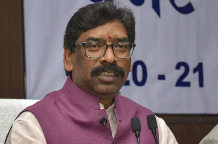 झारखंडचे मुख्यमंत्री हेमंत सोरेन ‘होम क्वारंटाइन’