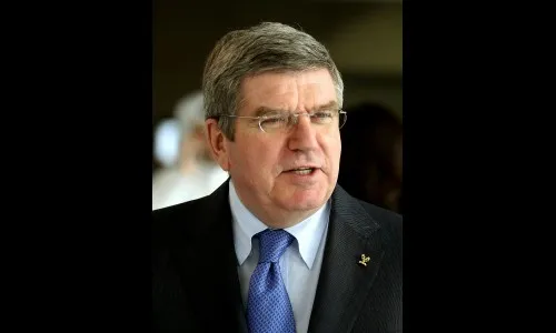 ऑलिंपिक बहिष्कार विरोधात बॅच यांचा इशारा