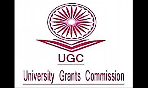 परीक्षांचे भिजत घोंगडे