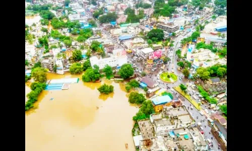 पूरस्थिती समन्वयाने हाताळा