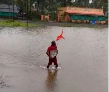 रत्नागिरी : मिर्या संरक्षक बंधार्याची दुरावस्था, दगडावर लिहिले श्रीराम अन् भगवाही फडकावला