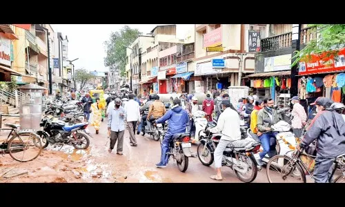 शहापूरच्या वाहतूक कोंडीने नागरिक हैराण