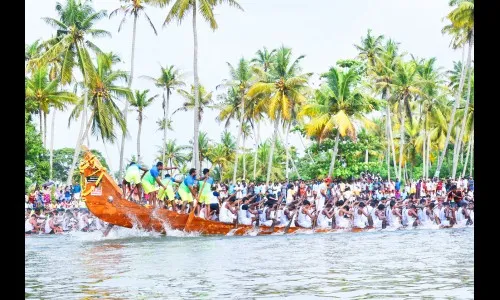 आगळं-वेगळं केरळ