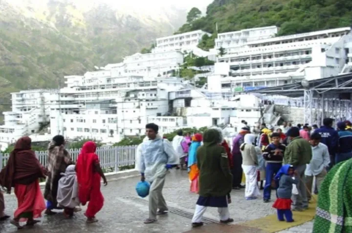 जम्मू : उद्यापासून सुरु होणार वैष्णव देवी यात्रा