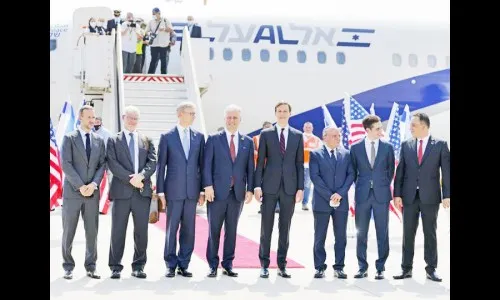 इस्रायलहून अबू धाबीसाठी पहिले विमान उड्डाण