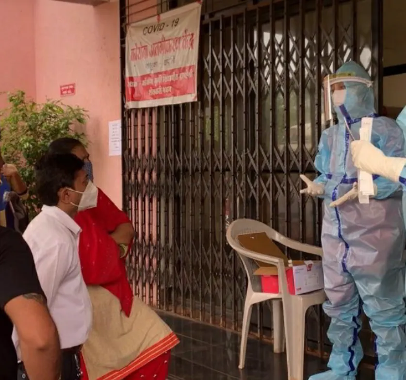 रत्नागिरी : युवा सेनेकडून दापोली येथील कोविड सेंटरचा पर्दाफाश