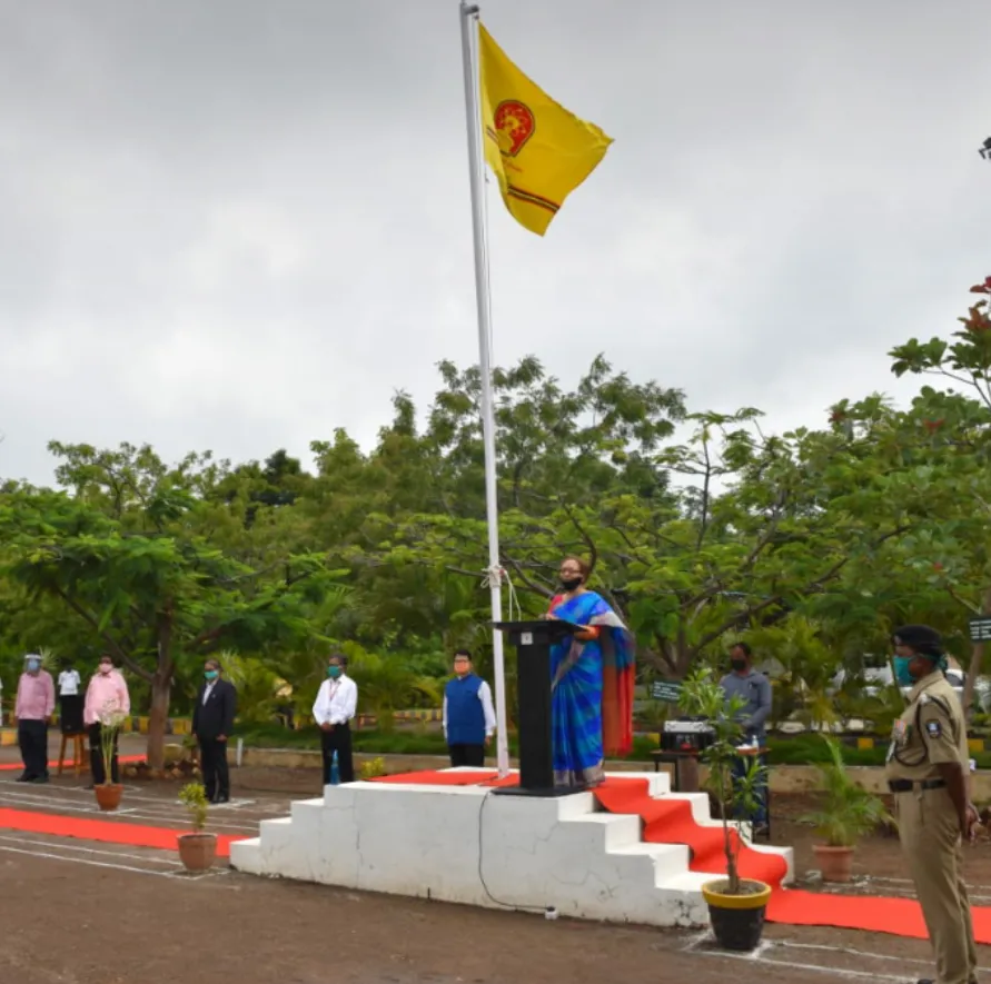 अल्पकालावधीत सोलापूर विद्यापीठाची गुणवत्तापूर्ण भरारी – पालकमंत्री भरणे