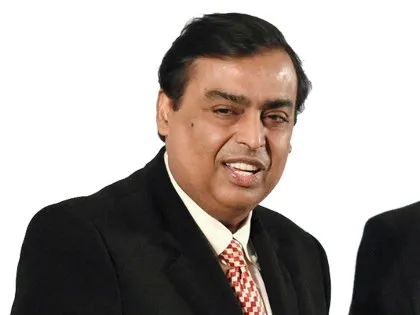 मुकेश अंबानी जगातील श्रीमंतांच्या टॉप 10 यादीतून बाहेर