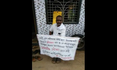 चिपळूणात एसटी चालकाचे उपोषण