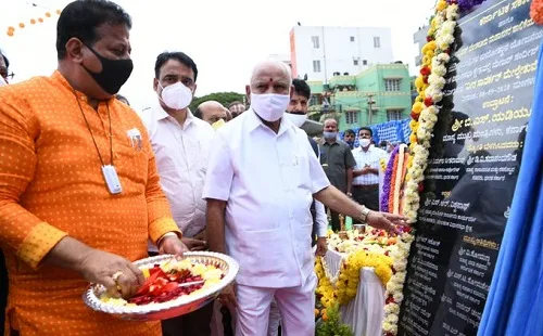 बेंगळूर : मुख्यमंत्र्यांच्या हस्ते वीर सावरकर उड्डाणपुलाचे उद्घाटन