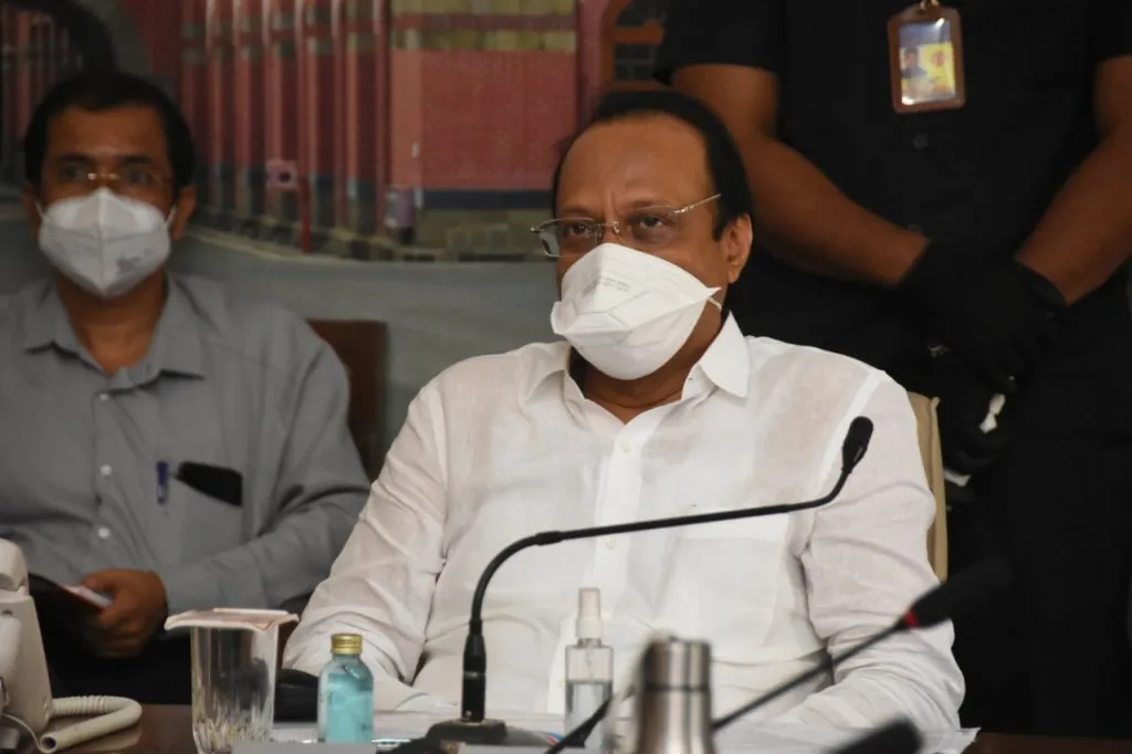 जलसंपदा विभागाच्या कामांचा उपमुख्यमंत्री अजित पवारांनी घेतला आढावा