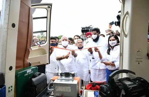 बेंगळूर: मुख्यमंत्र्यांच्या हस्ते हवाई रुग्णवाहिकेचे उद्घाटन