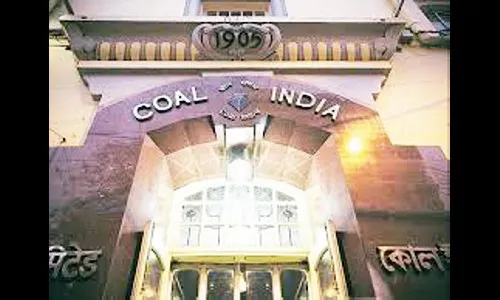 कोल इंडियाचा निव्वळ नफा 55 टक्के घटला