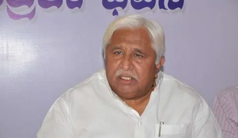 कर्नाटक: काँग्रेसचा ‘हा’ ज्येष्ठ नेता कोरोना पॉझिटिव्ह