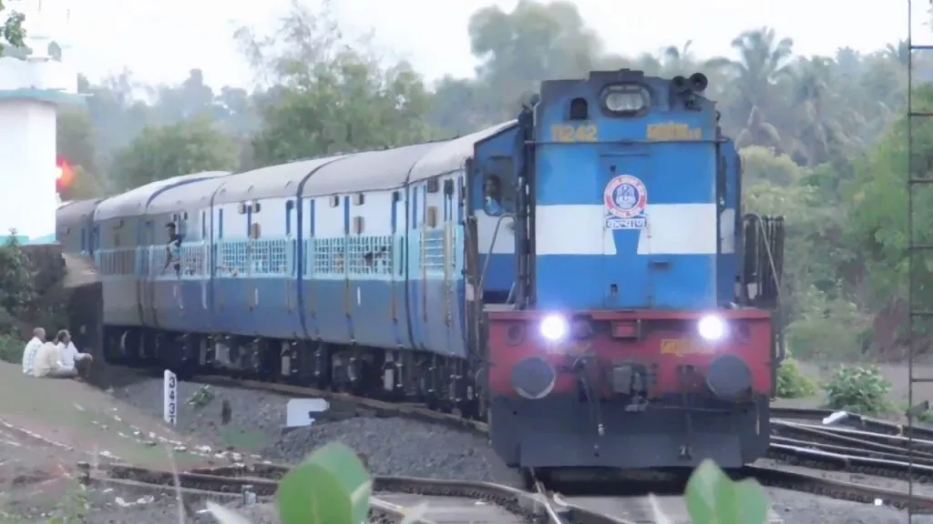 कोकण मार्गावर 26पासून ‘तुतारी एक्सप्रेस’ धावणार