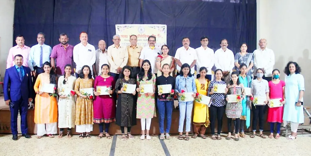 जिद्द, चिकाटी, मेहनतीच्या जोरावर यश संपादन करा