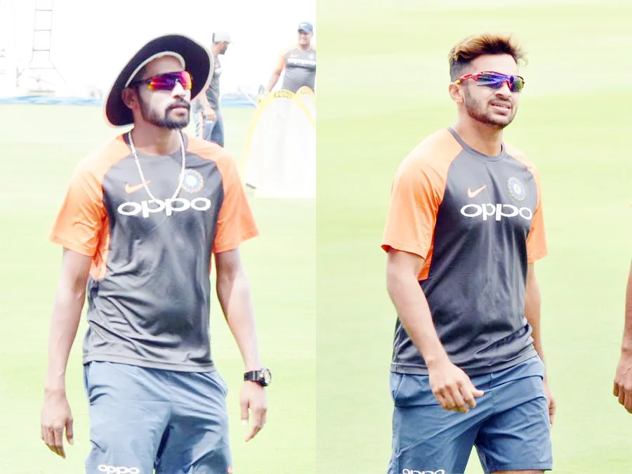 सिराज, शार्दुल यांच्यात पाचव्या गोलंदाजासाठी चुरस