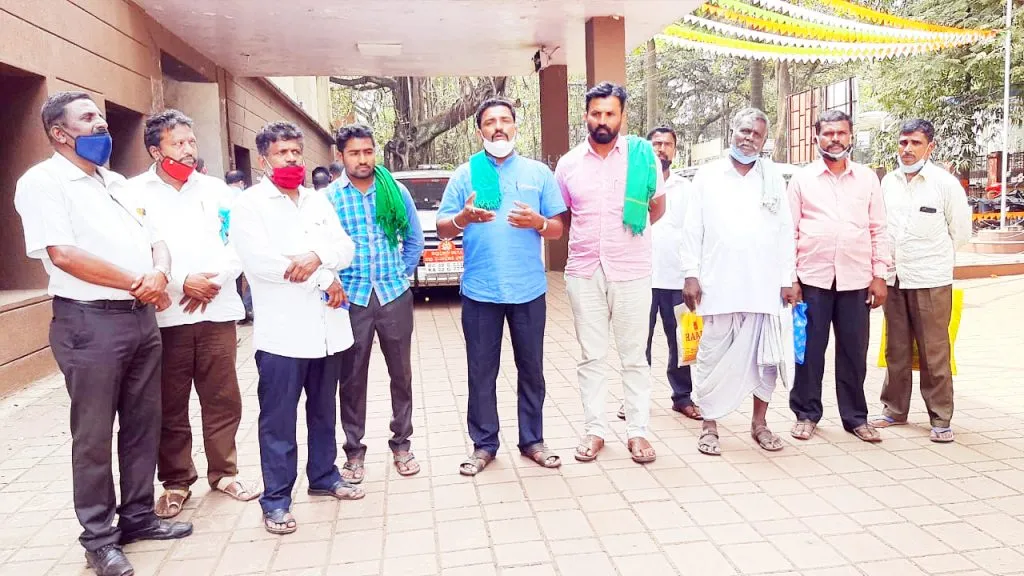 मलप्रभा साखर कारखान्याकडून ऊसबिले वसूल करा