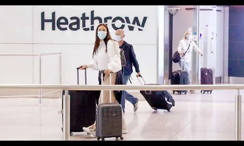 प्रवाशांची चाचणी