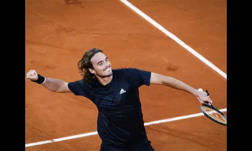 पोलंडची स्वायटेक अंतिम फेरीत