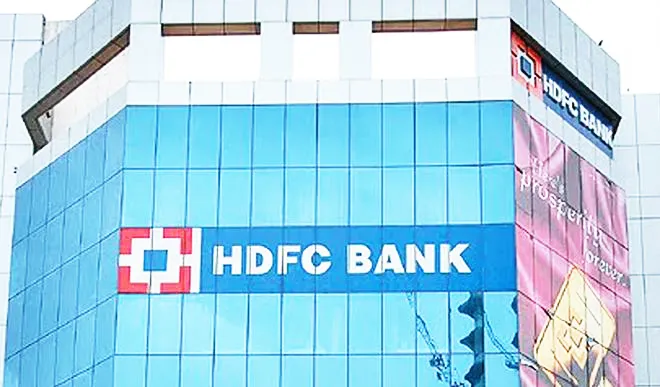 एचडीएफसी बँकेची नफा कमाई 7.51 हजार कोटीच्या घरात