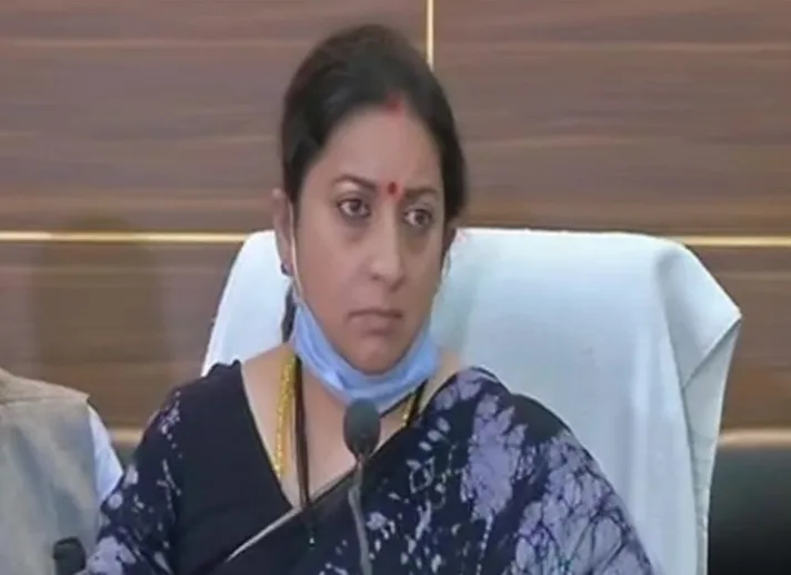 न्यायासाठी नव्हे राजकारणासाठी राहुल गांधींना जायचयं हाथरसला