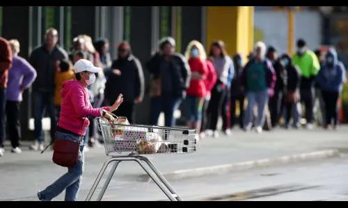 ऑकलंड : टाळेबंदी हटली